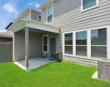 1722 Summerlyn Terrace Drive - Photo Thumbnail 25