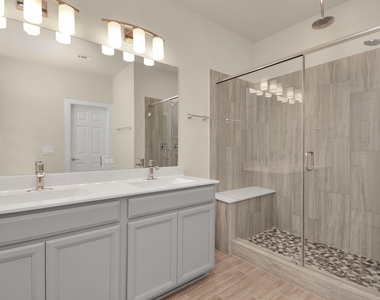 1722 Summerlyn Terrace Drive - Photo Thumbnail 18