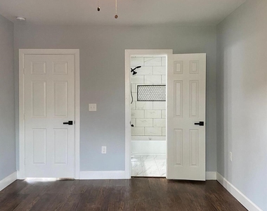 5502 Heron Drive - Photo Thumbnail 13
