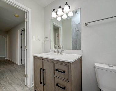 17114 Folsom Drive - Photo Thumbnail 27