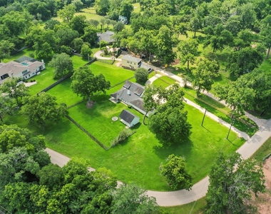 5511 Greentree Drive Drive - Photo Thumbnail 5