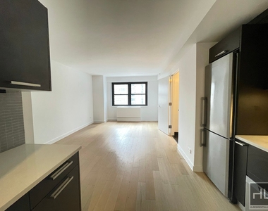 East 39th Street - Photo Thumbnail 5