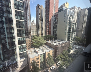 East 39th Street - Photo Thumbnail 12