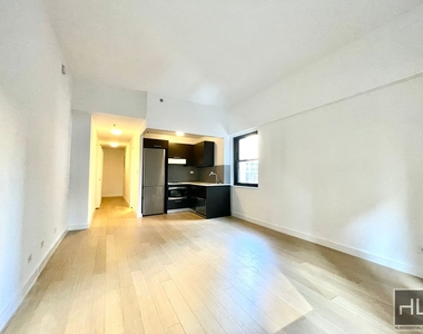 East 39th Street - Photo Thumbnail 1
