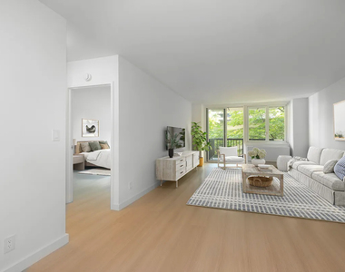 East 34 Street - Photo Thumbnail 1