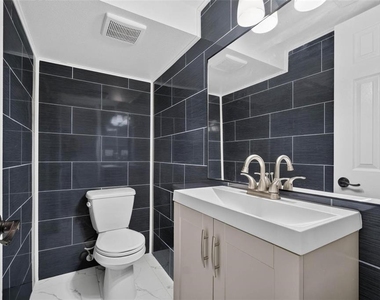 14452 Reuter Strasse Circle - Photo Thumbnail 5