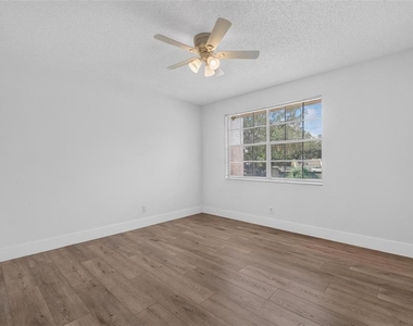 14452 Reuter Strasse Circle - Photo Thumbnail 10