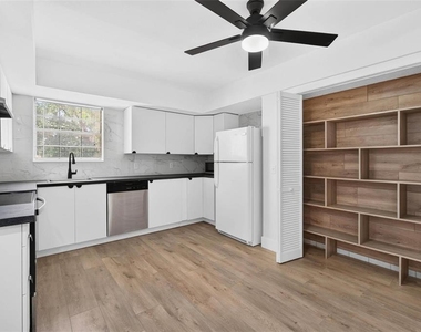 14452 Reuter Strasse Circle - Photo Thumbnail 4
