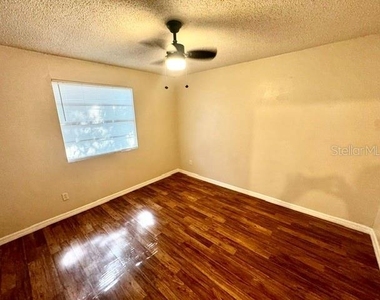 2305 E 23rd Avenue - Photo Thumbnail 11