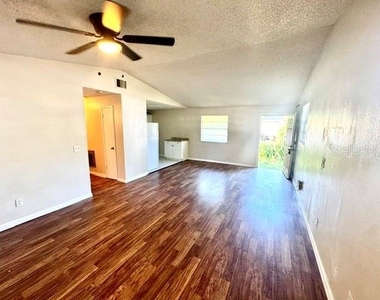 2305 E 23rd Avenue - Photo Thumbnail 4
