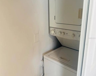3711 N 35th Street - Photo Thumbnail 17