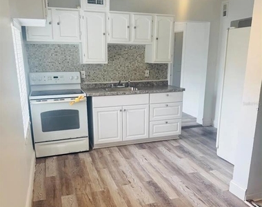 3711 N 35th Street - Photo Thumbnail 16