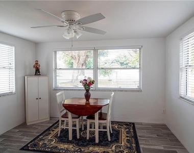 3925 15th Avenue N - Photo Thumbnail 6