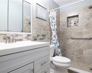3925 15th Avenue N - Photo Thumbnail 9