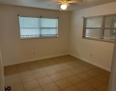 365 Capri Boulevard - Photo Thumbnail 7