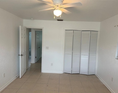 365 Capri Boulevard - Photo Thumbnail 5