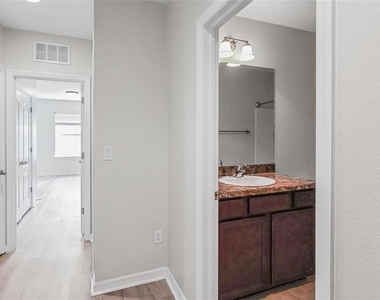 12713 Lexington Ridge Street - Photo Thumbnail 27