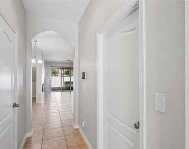 12713 Lexington Ridge Street - Photo Thumbnail 5