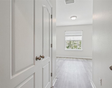 12713 Lexington Ridge Street - Photo Thumbnail 36