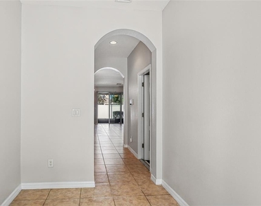 12713 Lexington Ridge Street - Photo Thumbnail 4