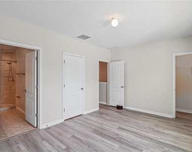12713 Lexington Ridge Street - Photo Thumbnail 17