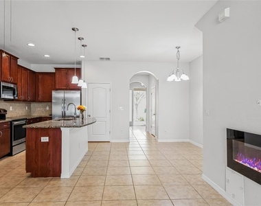 12713 Lexington Ridge Street - Photo Thumbnail 43
