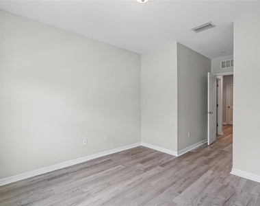 12713 Lexington Ridge Street - Photo Thumbnail 39
