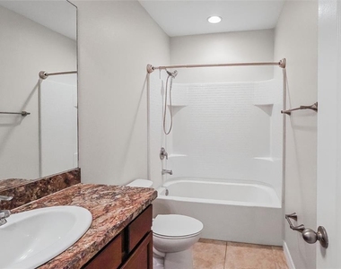 12713 Lexington Ridge Street - Photo Thumbnail 28