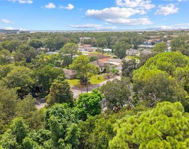 7327 Winchester Drive - Photo Thumbnail 40