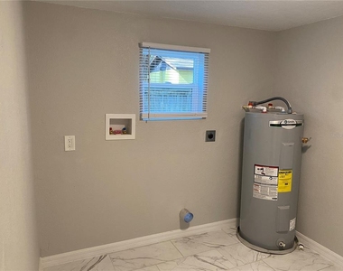 4409 Plum Street - Photo Thumbnail 73