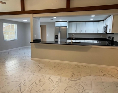 4409 Plum Street - Photo Thumbnail 32
