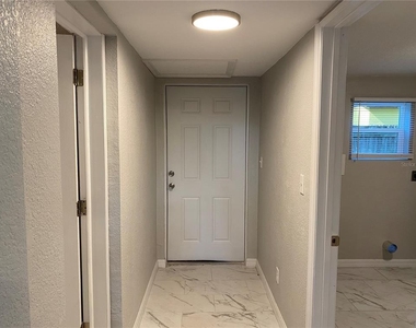 4409 Plum Street - Photo Thumbnail 34