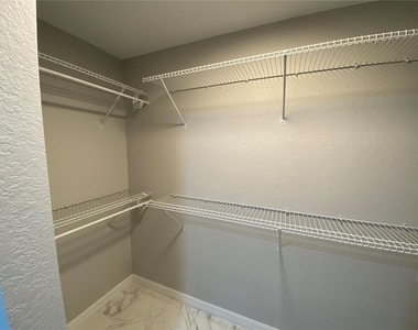 4409 Plum Street - Photo Thumbnail 58
