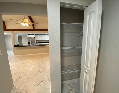 4409 Plum Street - Photo Thumbnail 60