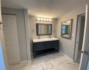 4409 Plum Street - Photo Thumbnail 39