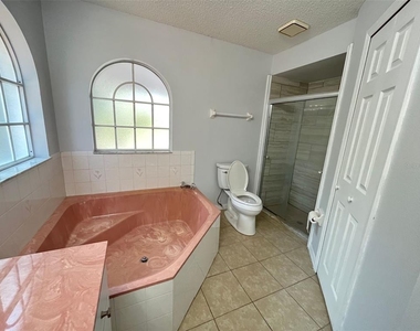1098 W Seagate Drive - Photo Thumbnail 27
