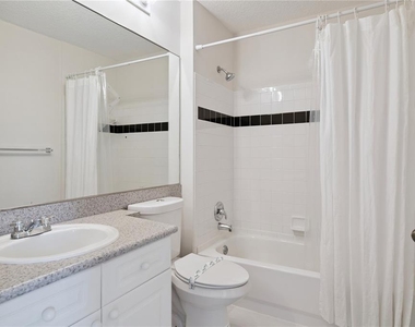 720 Celebration Avenue - Photo Thumbnail 15