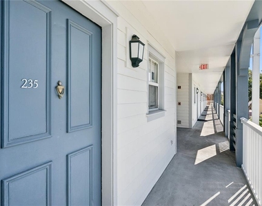 720 Celebration Avenue - Photo Thumbnail 2