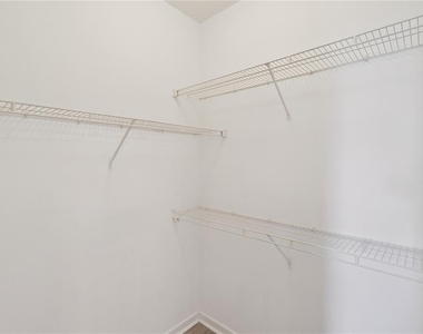 720 Celebration Avenue - Photo Thumbnail 19