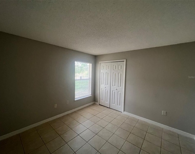 712 Swallow Lane - Photo Thumbnail 8