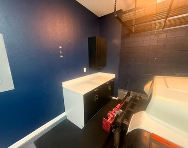 5858 Herder Road - Photo Thumbnail 15