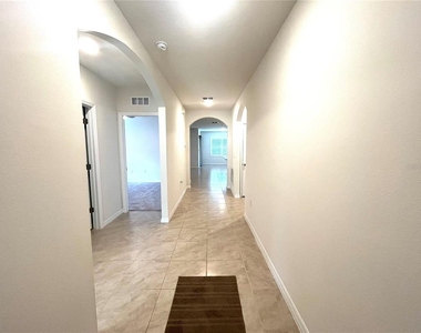 5255 Bracks Landing Drive - Photo Thumbnail 8