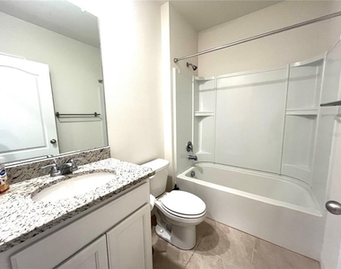 5255 Bracks Landing Drive - Photo Thumbnail 23