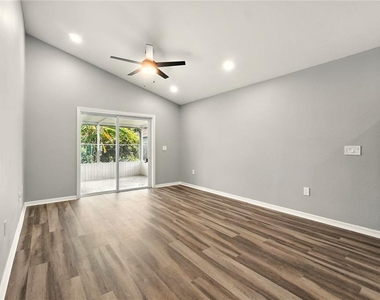 460 Martigues Drive - Photo Thumbnail 18