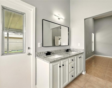 460 Martigues Drive - Photo Thumbnail 26
