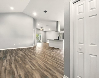 460 Martigues Drive - Photo Thumbnail 3