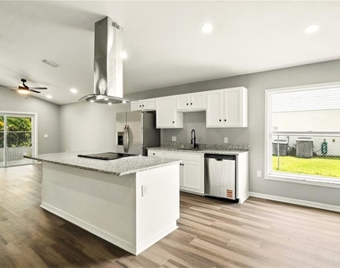 460 Martigues Drive - Photo Thumbnail 13