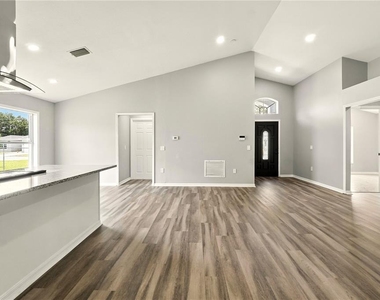 460 Martigues Drive - Photo Thumbnail 8