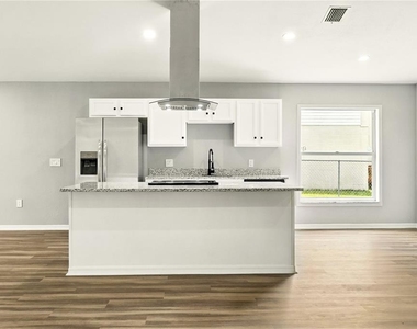 460 Martigues Drive - Photo Thumbnail 15