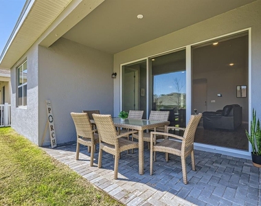 2372 Sirena Lane - Photo Thumbnail 12